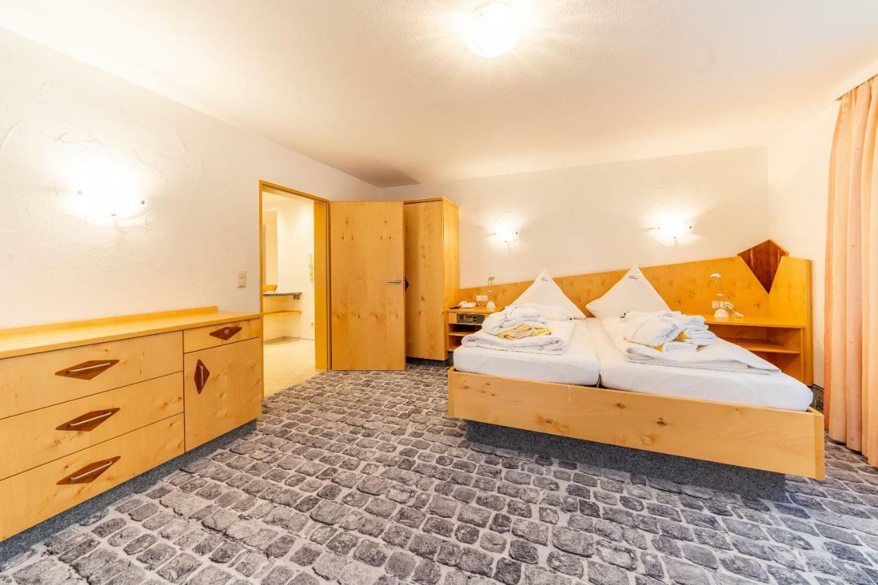 Hotel Alpenhof Bad Worishofen Exterior photo